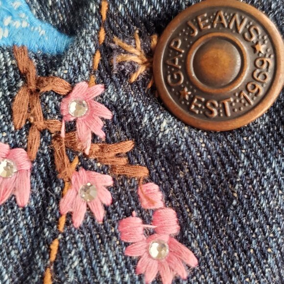 GAP JEAN JACKET EMBROIDERED AND CUSTOM DESIGNED WITH RHINESTONES SIZE M - Picture 13 of 16